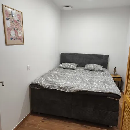 Secret - 5 Pers - Jacuzzi - 70m2 - 2 Séparés *